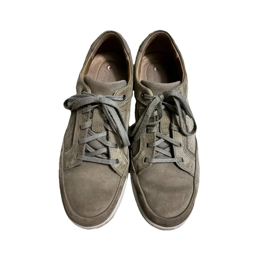 Men's Clarks Unstructured Beige Step Casual Shoes Durable Sole Size 8.5 M